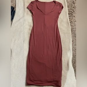 Woman’s maxi bodi con dress - pink- worn once